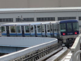 神戸新交通2020型