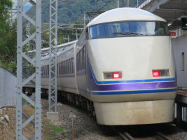 東武鉄道100系