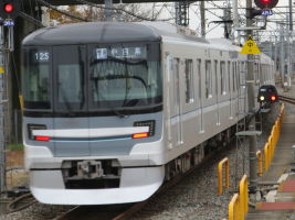 東京地下鉄13000系