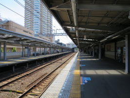 鶴ケ峰駅