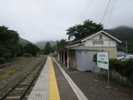 陸中川井駅