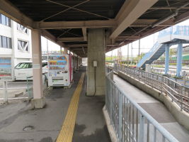 東名古屋港駅
