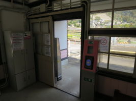 本川内駅