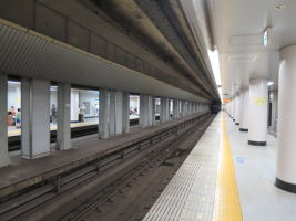 春日野道駅