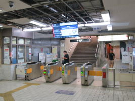 東三国駅