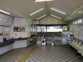 青山町駅