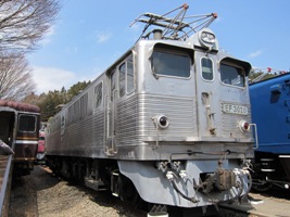 電気機関車EF30形