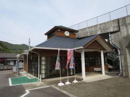 甲浦駅停留所