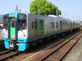 牛島駅