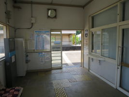 阿波川島駅