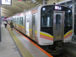 E129系