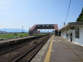 新関駅