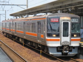 キハ75形