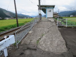 越前野中駅