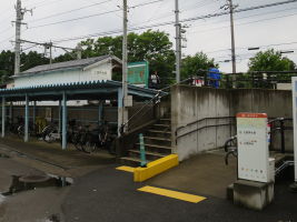 三国神社駅