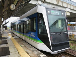 スポーツ公園駅