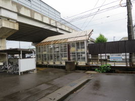 スポーツ公園駅