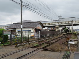 スポーツ公園駅