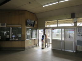 春江駅