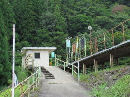 越前下山駅