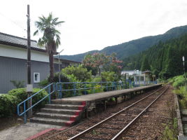 越前高田駅