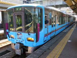 IRいしかわ鉄道521系