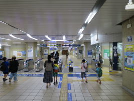 流山おおたかの森駅