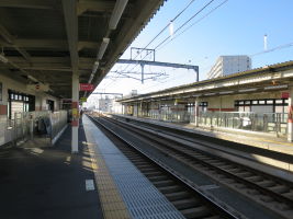 西新町駅