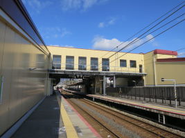 寺家駅