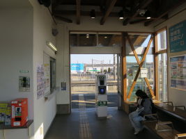川島駅