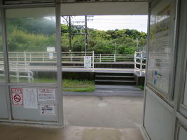 草道駅