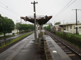 西出水駅