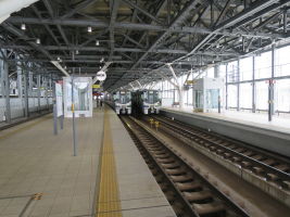 富山駅