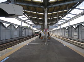 初富駅