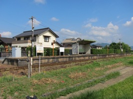 2012/08/12糸貫駅駅外観