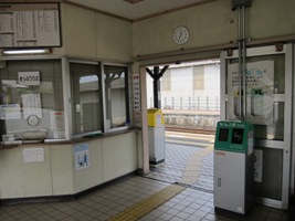 2012/08/11小泉駅改札