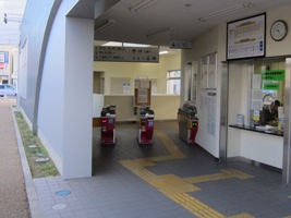 近鉄富田駅