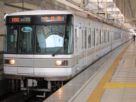 東京地下鉄03系