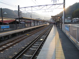 入生田駅