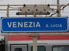 Venezia Santa Lucia駅