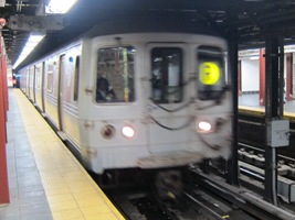 New York City Transit Authority R46　2011/10/13 Cortlandt Street駅