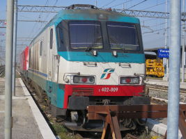 TrenitaliaE402A機関車