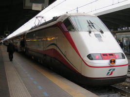 TrenitaliaE414機関車　2016/11/28Venezia Mestre駅