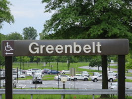 Greenbelt駅