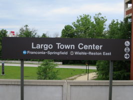 Largo Town Center駅