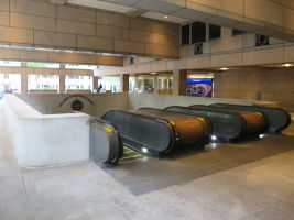 Metro Center駅
