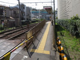 栄町駅