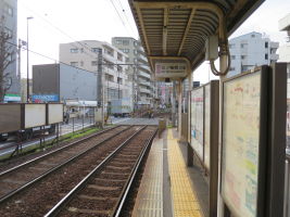町屋二丁目駅