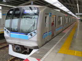 東京地下鉄05系