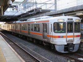 313系
